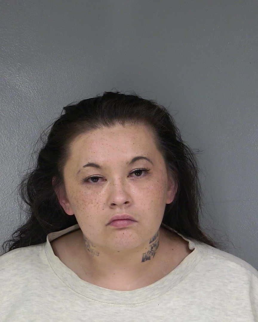 pole booking photo